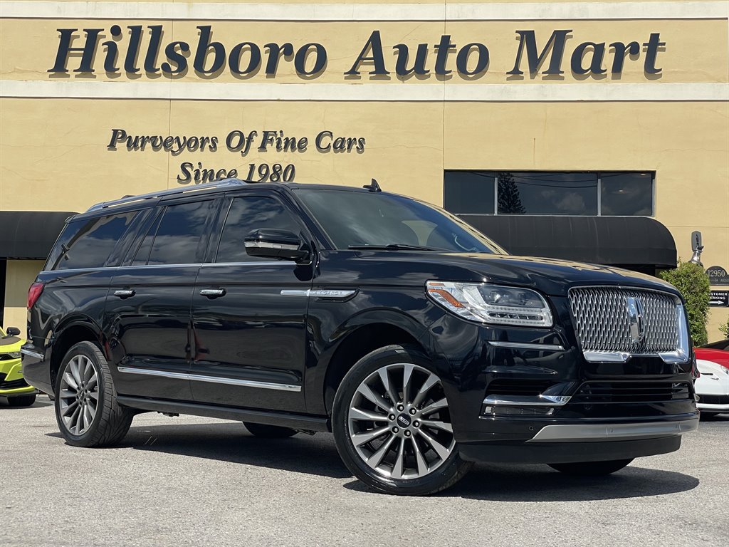 Used 2019 Lincoln Navigator L Select AWD/4WD image 2