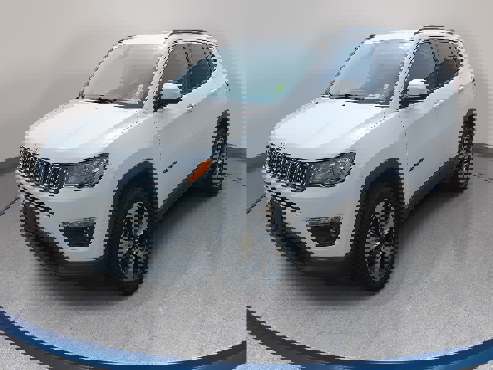 Used 2017 Jeep Compass Latitude w/ Popular Equipment Group image 1