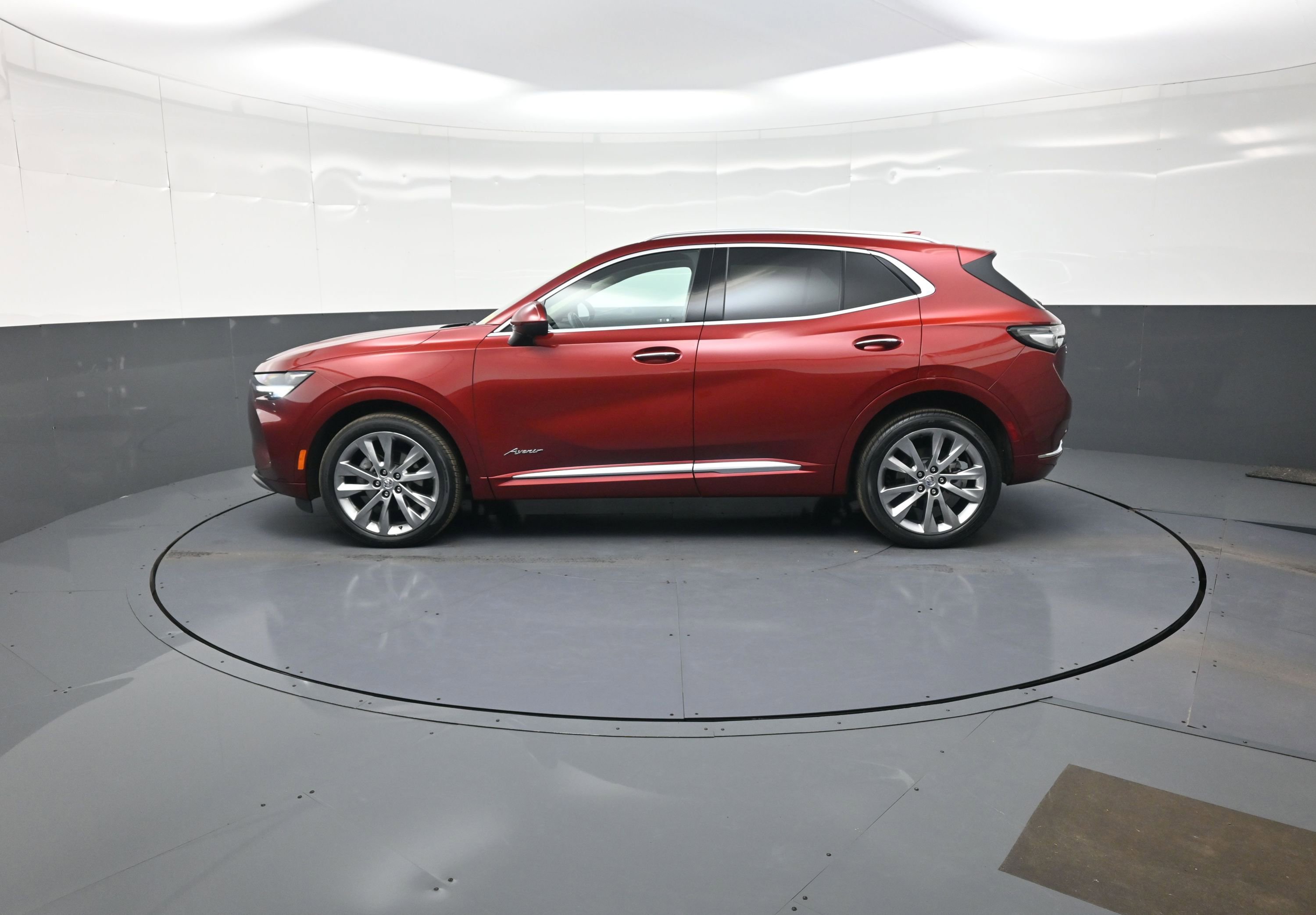 Used 2023 Buick Envision Avenir image 6