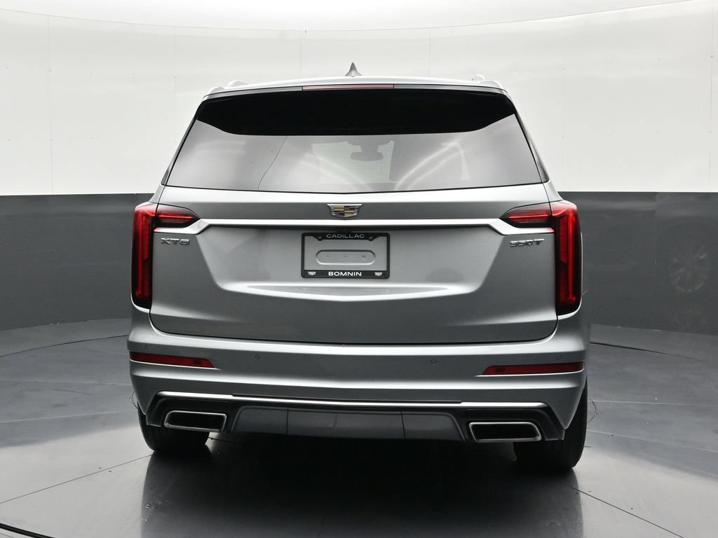 Certified 2024 Cadillac XT6 Luxury FWD image 4