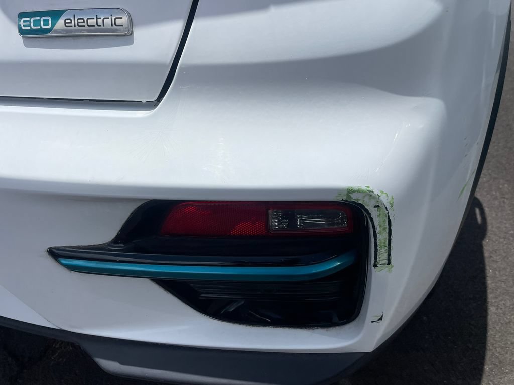 Used 2022 Kia Niro EX Premium FWD image 7