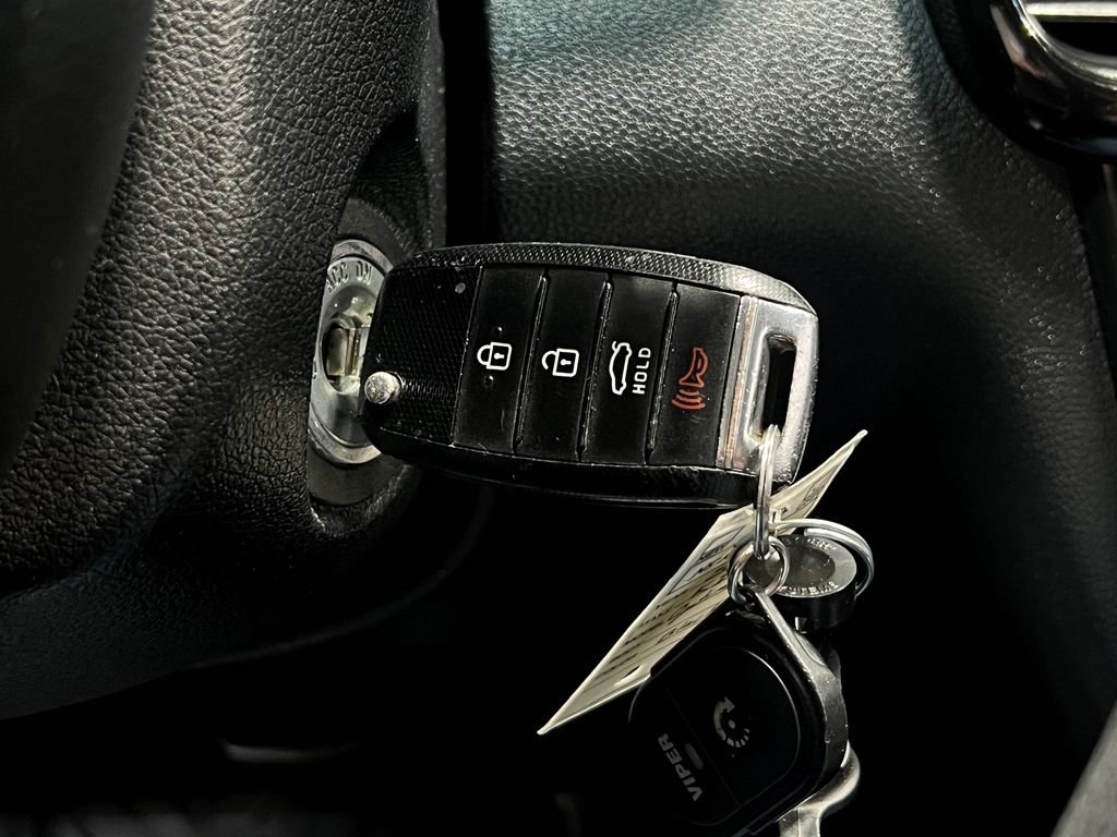 Used 2016 Kia Optima LX image 21