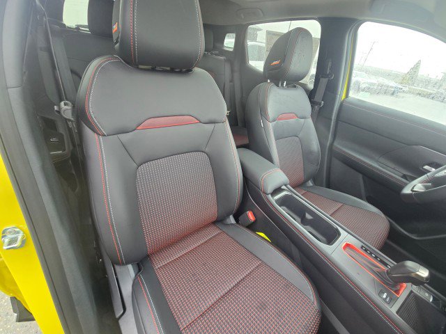 New 2025 Nissan Kicks SR w/ SR Premium Package image 13