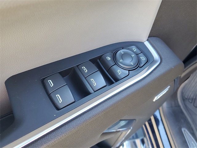 Used 2023 GMC Sierra 1500 SLT w/ SLT Premium Package image 9