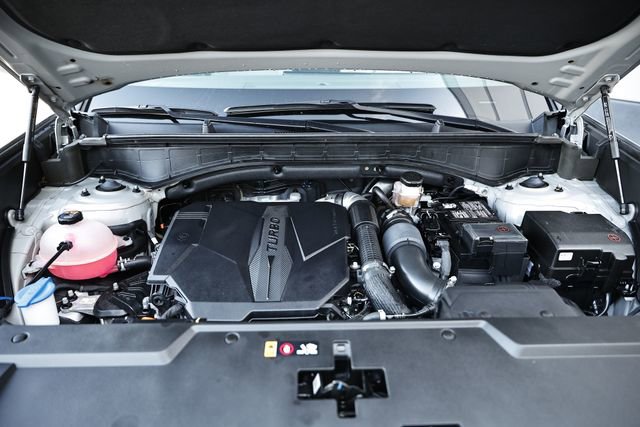 Used 2024 Hyundai Santa Fe SE image 30