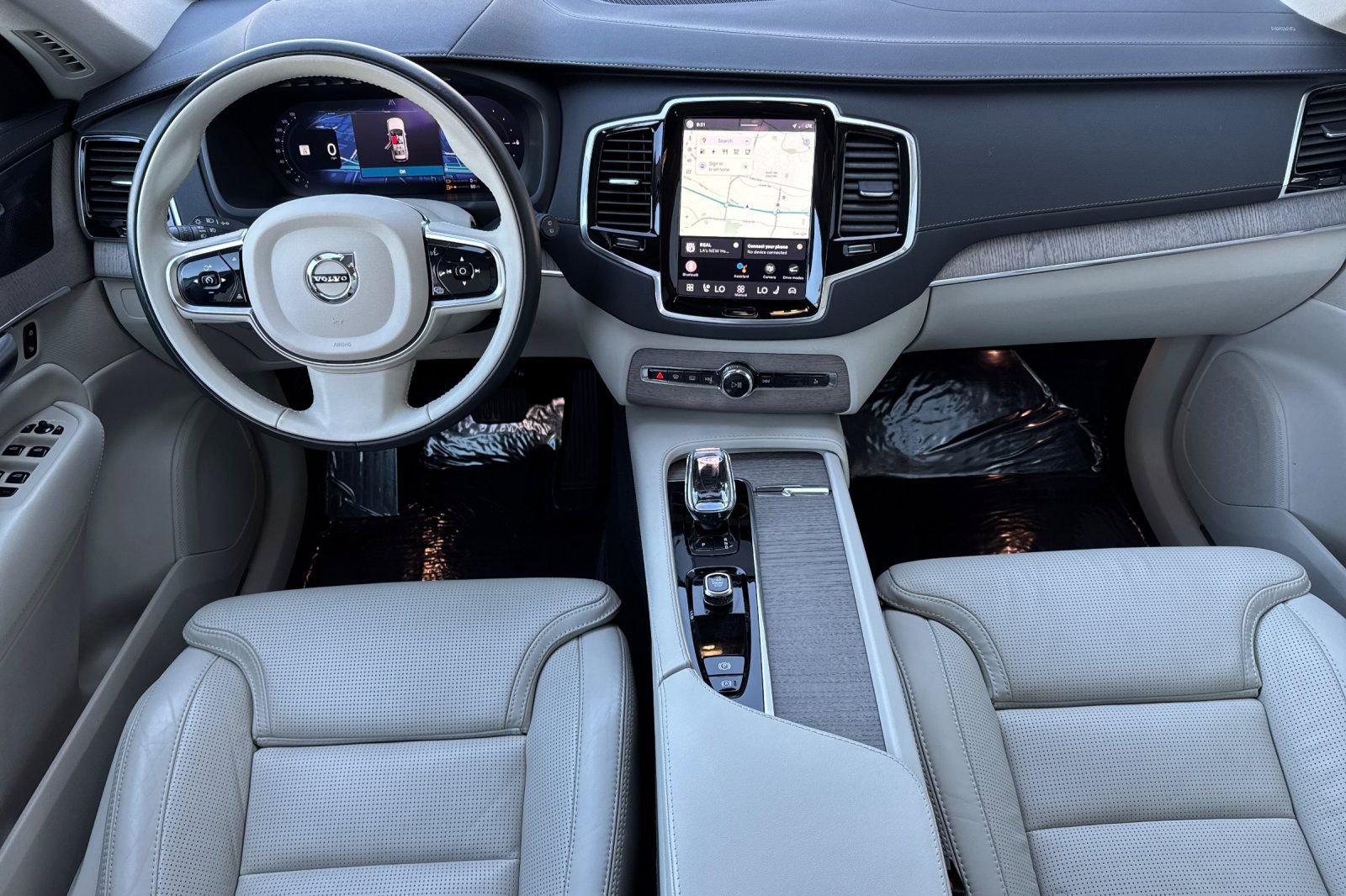 Used 2024 Volvo XC90 T8 Ultimate image 14