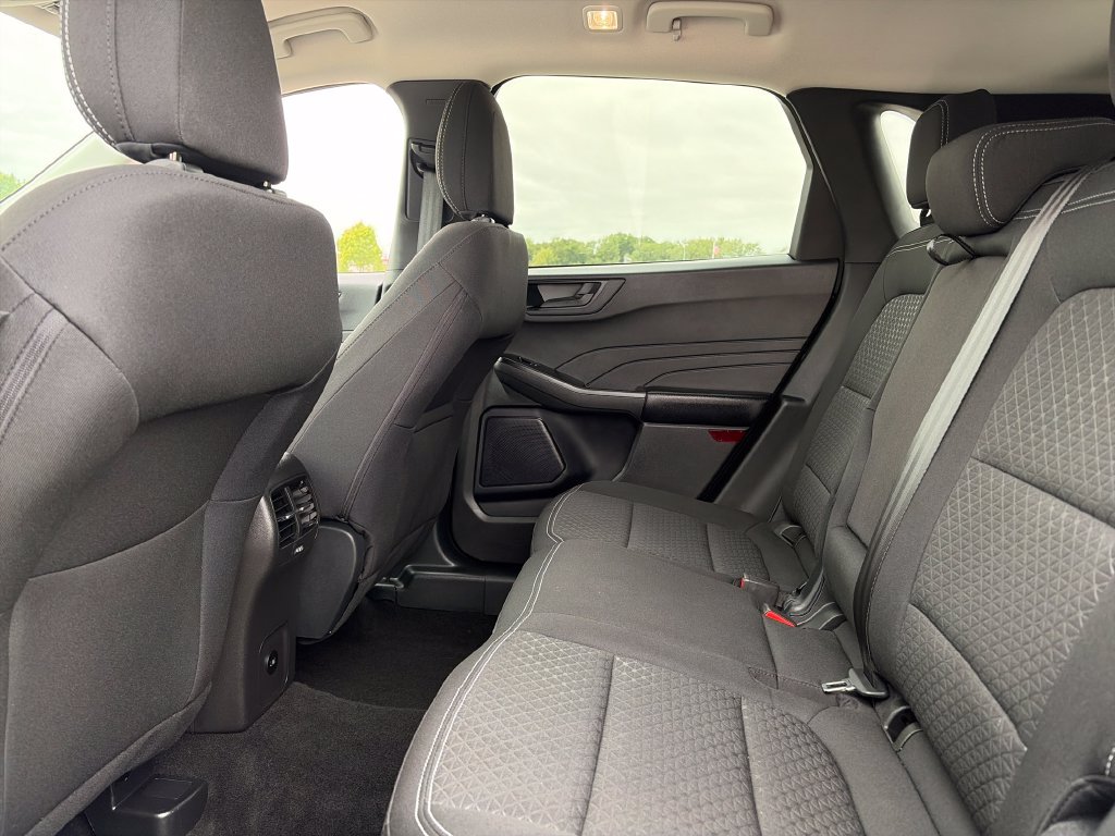 Used 2024 Ford Escape Active w/ Tech Pack #1 FWD image 27