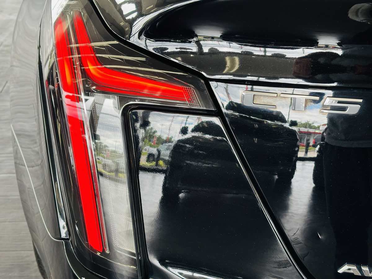 Used 2021 Cadillac CT5 V w/ Cold Weather Package AWD/4WD image 9