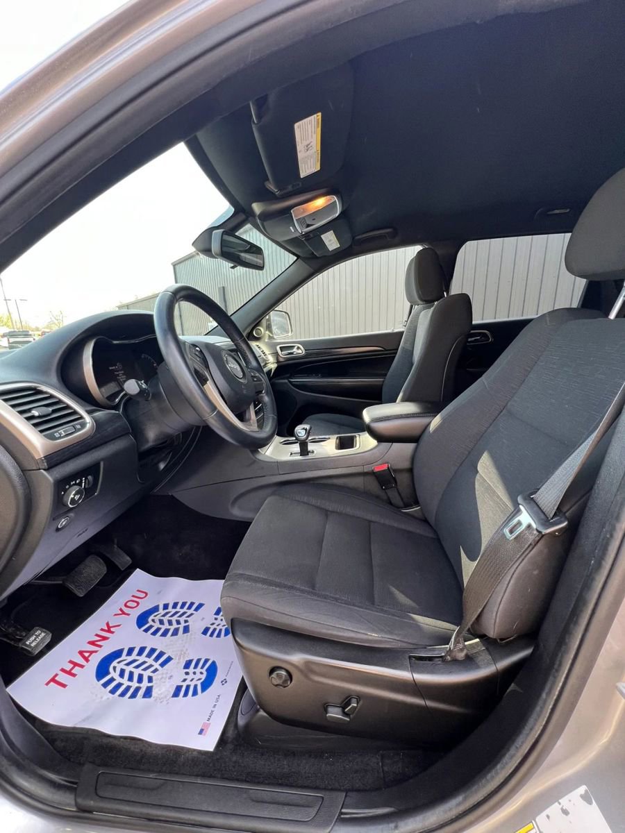 Used 2014 Jeep Grand Cherokee Laredo w/ Quick Order Package 23E image 9