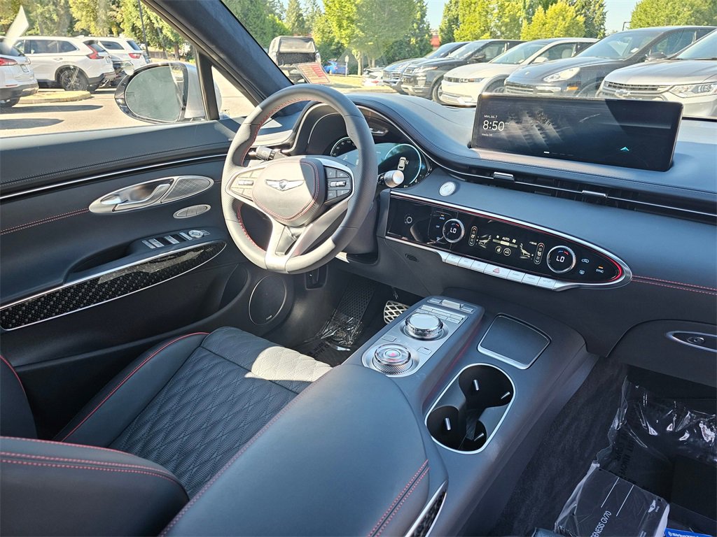Used 2025 Genesis GV70 3.5T Sport w/ Sport Prestige Package image 10