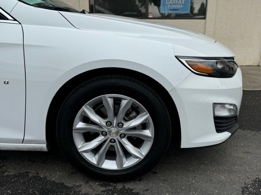 Used 2023 Chevrolet Malibu LT FWD image 2