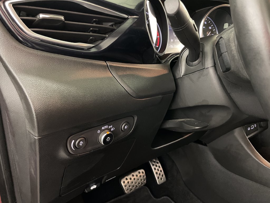 Used 2023 Buick Encore GX Select w/ Sport Touring Package FWD image 24