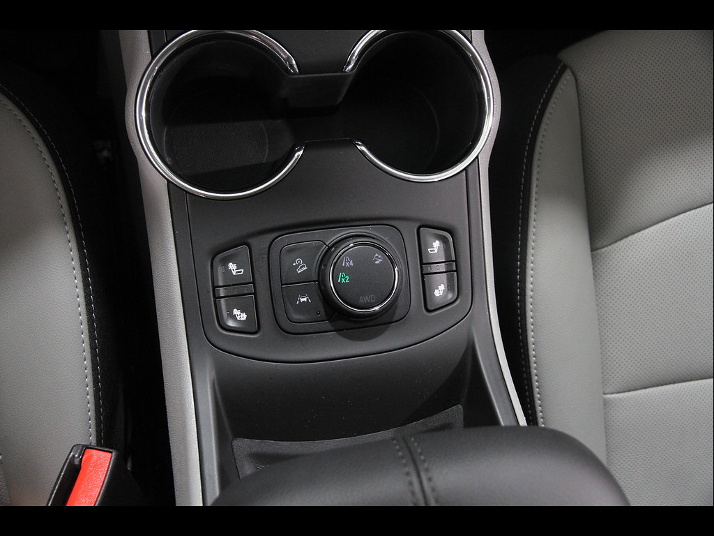 Certified 2023 GMC Terrain SLT w/ Infotainment Package II AWD/4WD image 17
