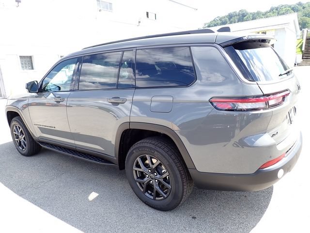 New 2027 Jeep Grand Cherokee L 4WD image 3