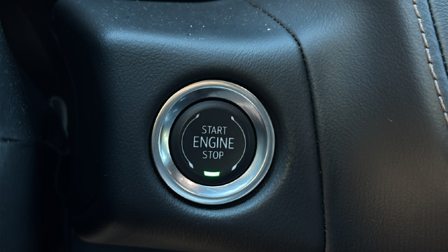 Used 2024 Chevrolet Tahoe High Country AWD/4WD image 29