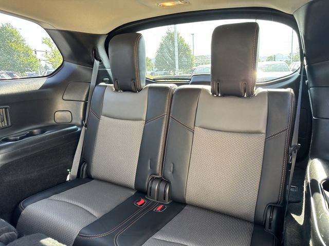 Used 2019 Nissan Pathfinder SV w/ Rock Creek Edition AWD/4WD image 16