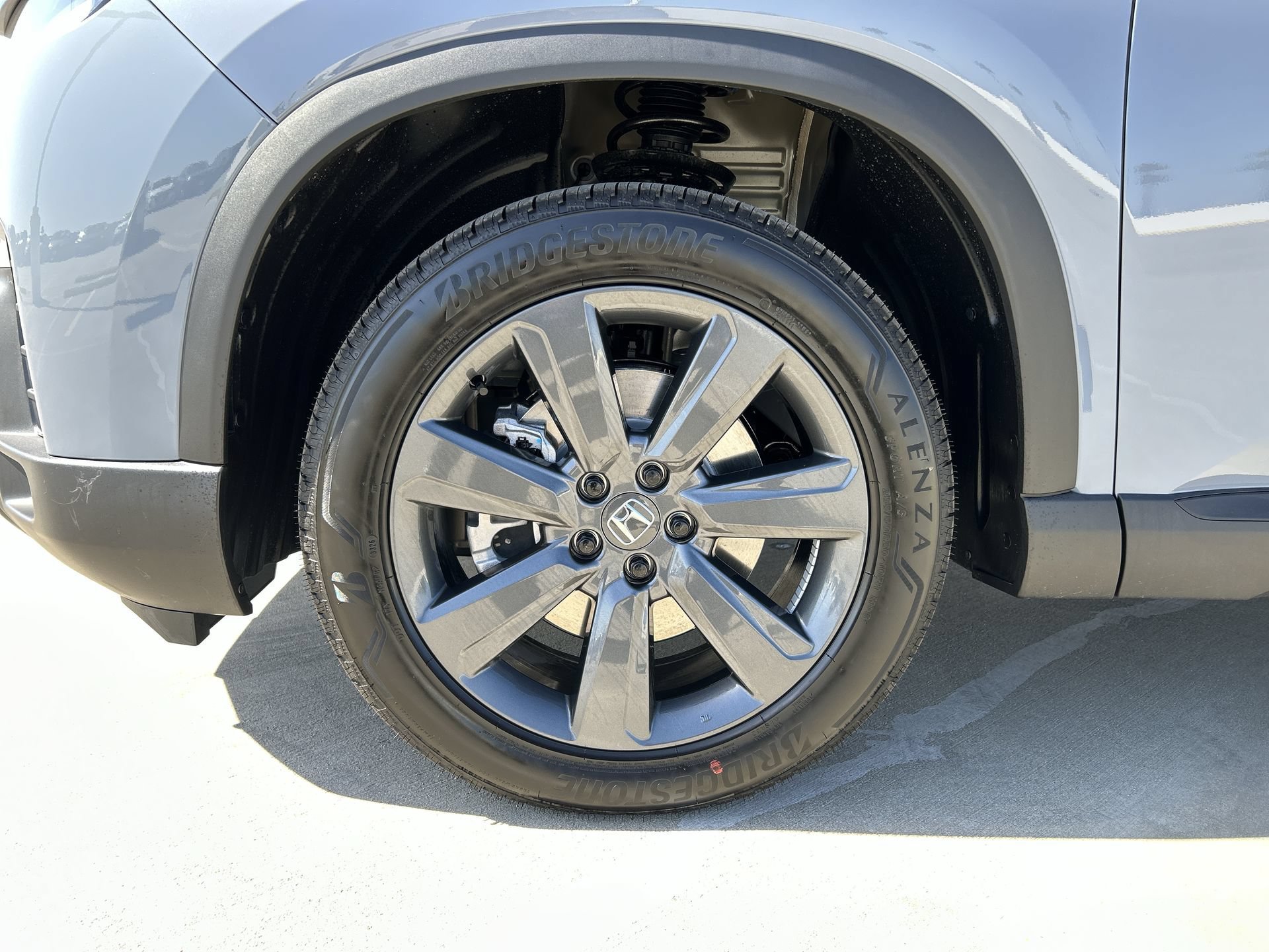 New 2026 Honda Pilot Sport image 18