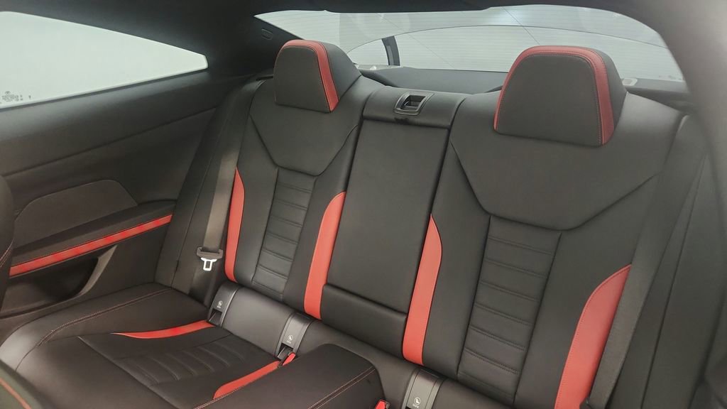 Used 2026 BMW 440i xDrive Coupe w/ Premium Package image 15