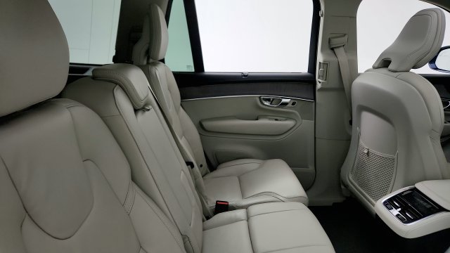 Used 2026 Volvo XC90 B6 Ultra AWD/4WD image 40