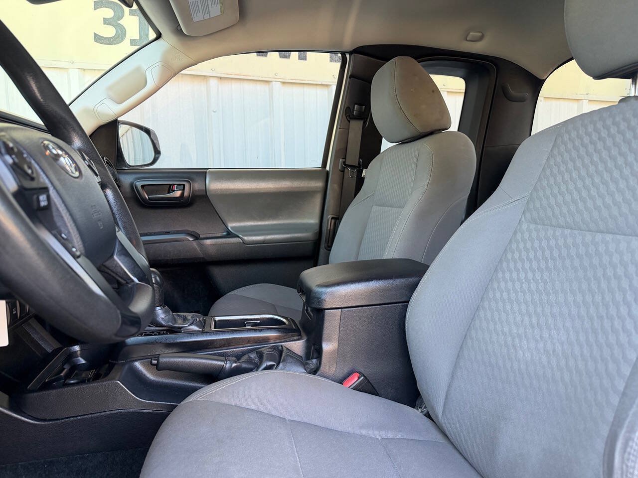 Used 2020 Toyota Tacoma SR RWD image 12