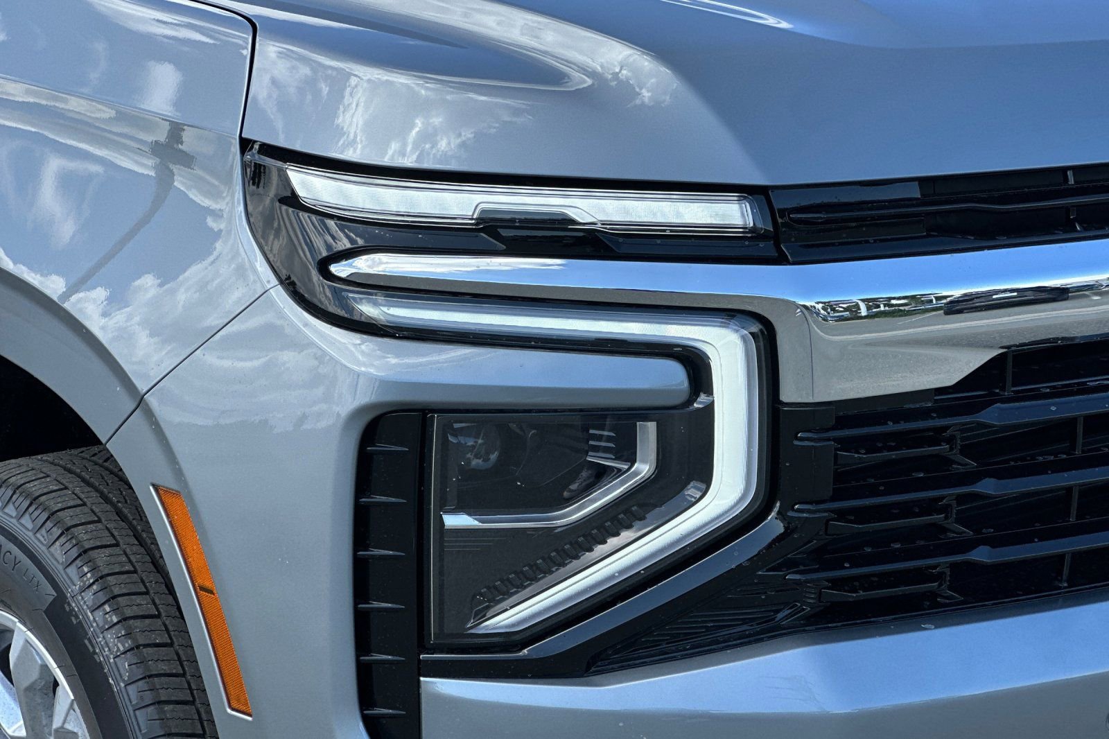 New 2026 Chevrolet Suburban LS AWD/4WD image 33