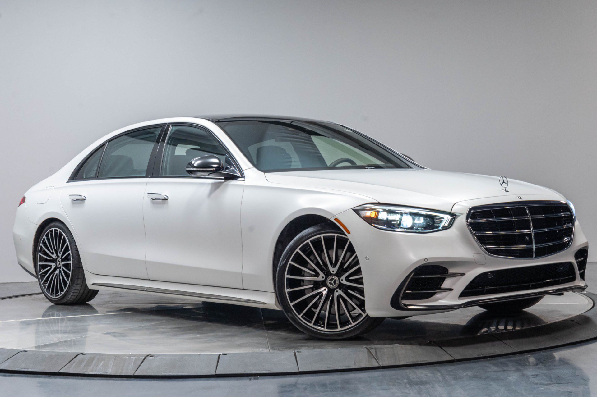 Used 2024 Mercedes-Benz S 580 4MATIC Sedan image 54