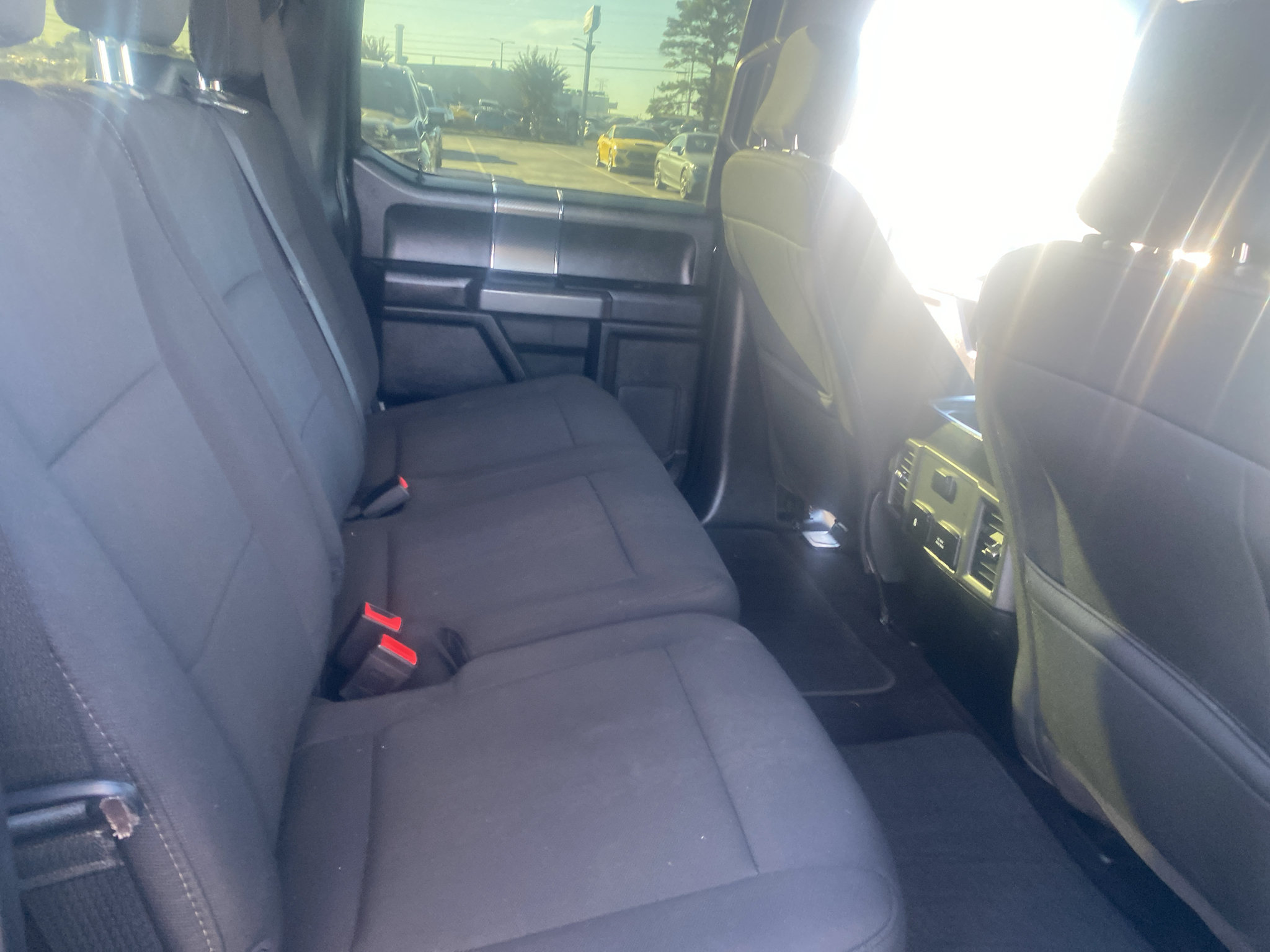 Used 2018 Ford F150 XLT w/ Equipment Group 302A Luxury AWD/4WD image 12