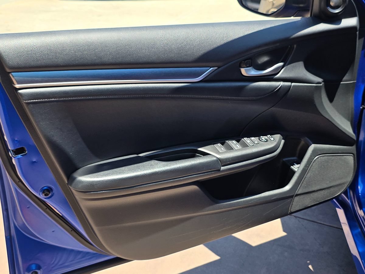 Used 2018 Honda Civic Touring image 26