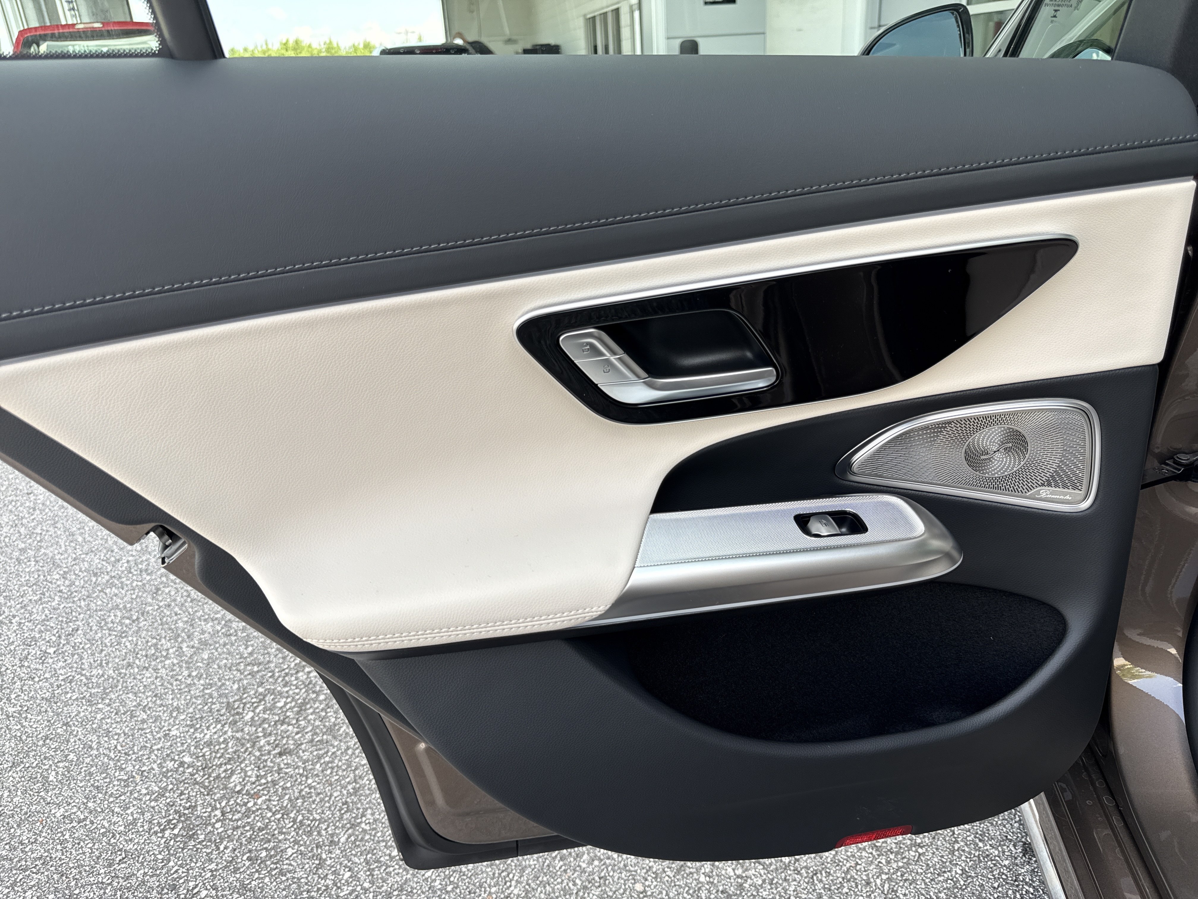 New 2027 Mercedes-Benz E 350 Sedan image 31