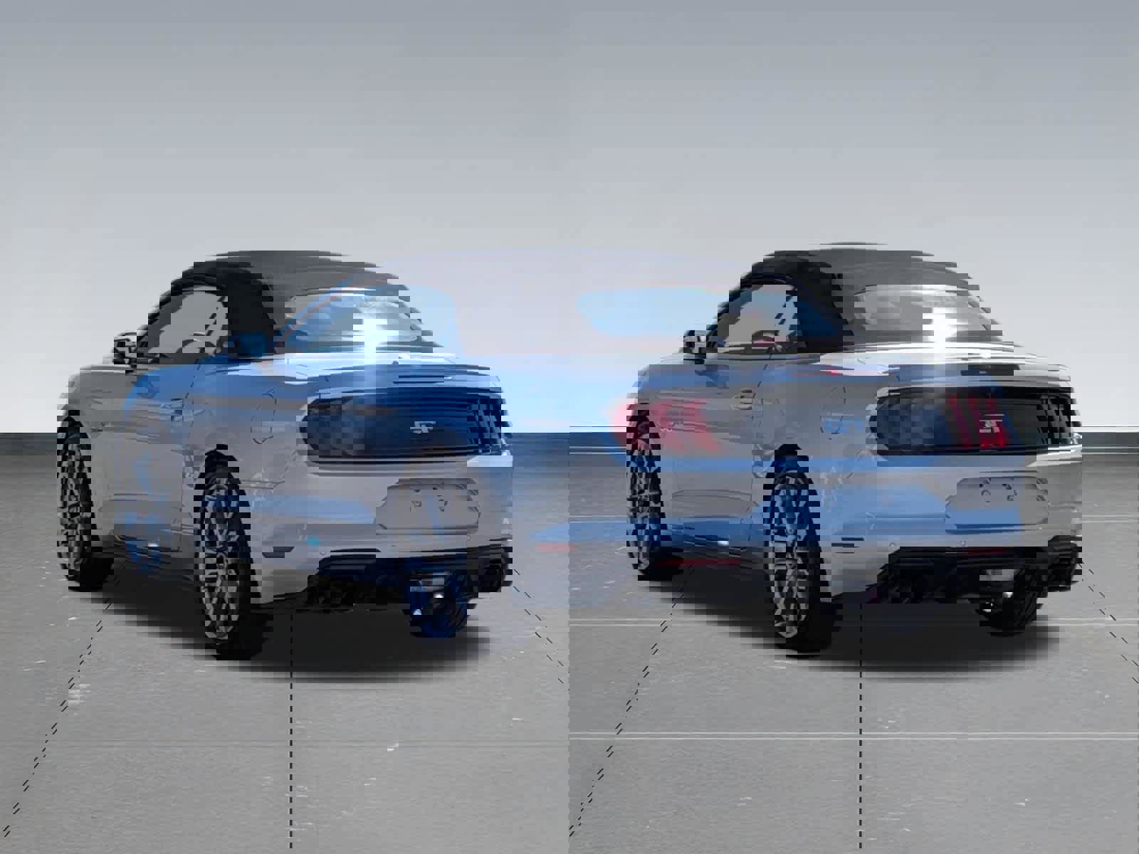 Used 2019 Ford Mustang GT Premium w/ Equipment Group 401A RWD image 3