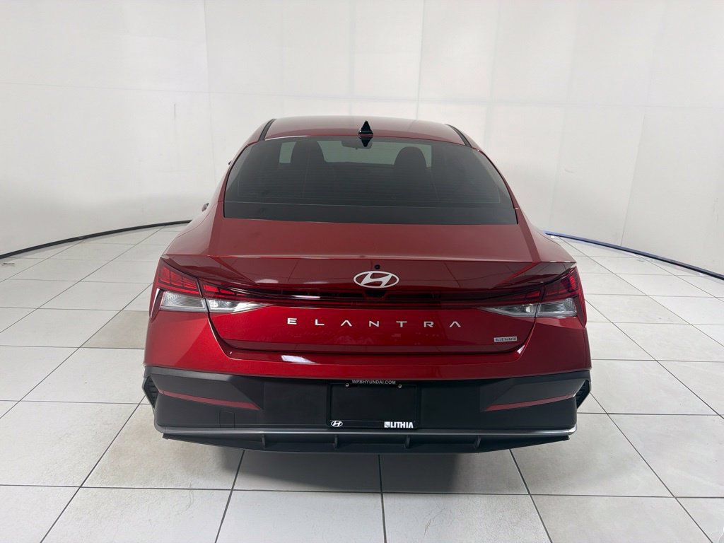 Certified 2025 Hyundai Elantra Hybrid FWD image 6