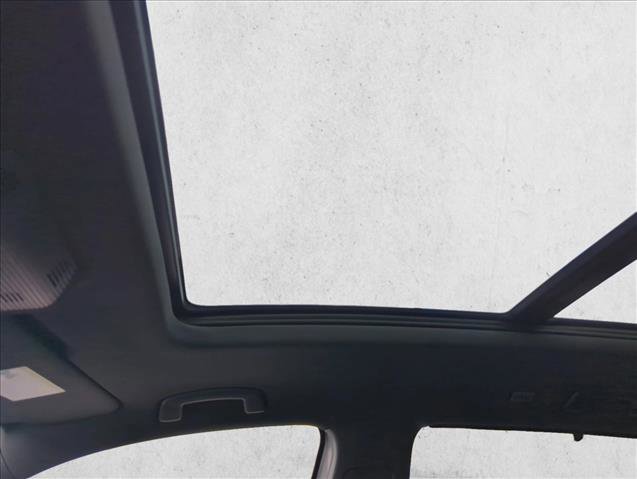 Used 2025 Volkswagen Atlas Cross Sport SEL Premium R-Line image 12