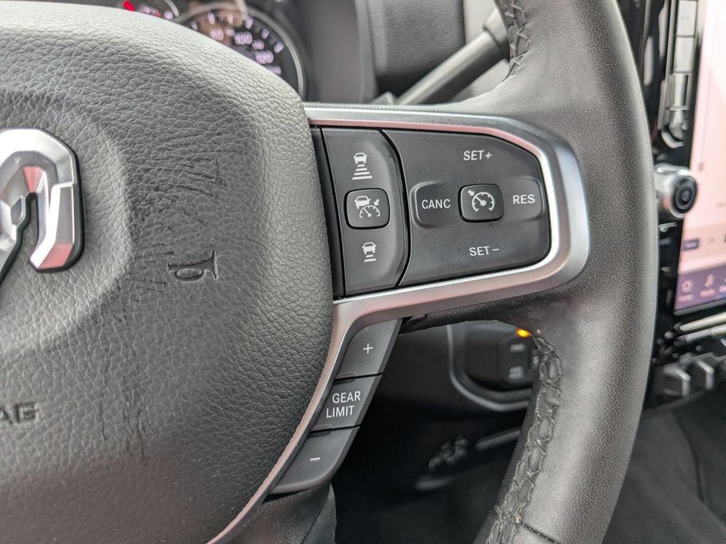 Used 2025 RAM 2500 Big Horn AWD/4WD image 25