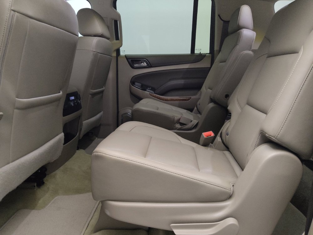 Used 2017 Chevrolet Suburban Premier RWD image 18