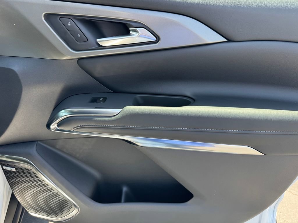 New 2026 Chevrolet Traverse LT w/ Enhanced Driving Package FWD image 19