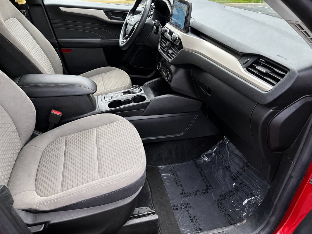 Used 2022 Ford Escape SE w/ SE Sport Appearance Package FWD image 10