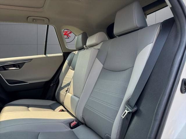 Certified 2021 Toyota RAV4 Limited AWD/4WD image 49