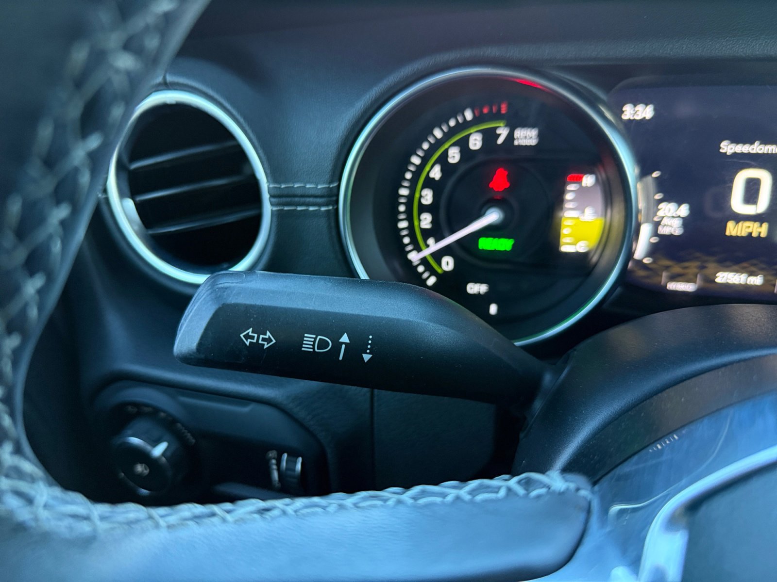 Used 2023 Jeep Wrangler Sahara w/ Cold Weather Group image 20