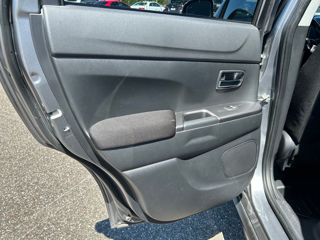 Used 2021 Mitsubishi Outlander Sport SE image 56