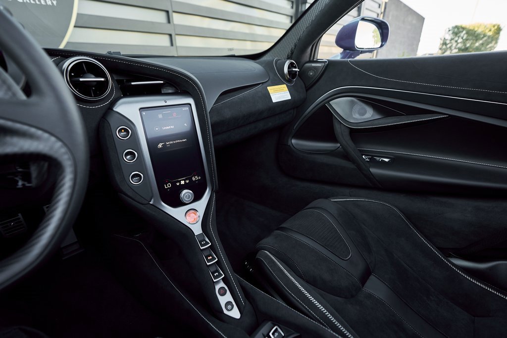 Used 2026 McLaren 750S Spider image 58