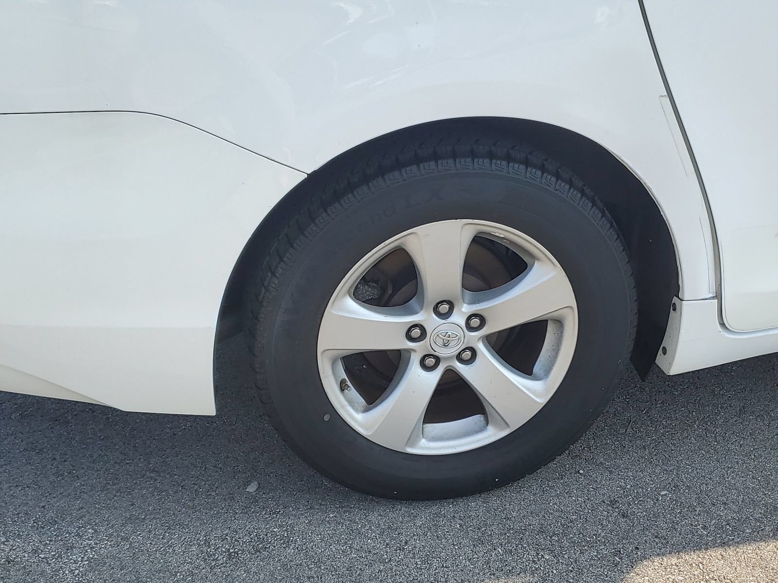 Used 2011 Toyota Sienna LE w/ Towing Pkg FWD image 5