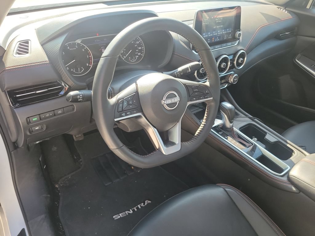 Used 2024 Nissan Sentra SR w/ SR Premium Package FWD image 15