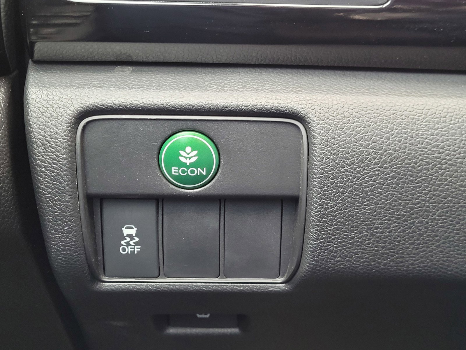 Used 2017 Honda Accord LX image 22