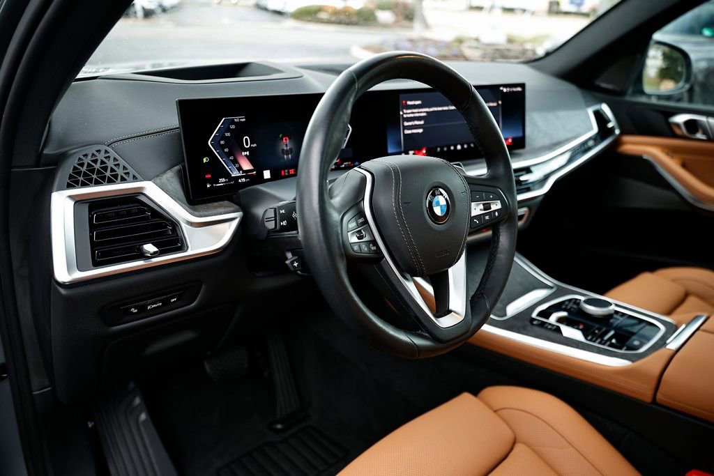 Certified 2025 BMW X5 sDrive40i w/ Premium Package image 19