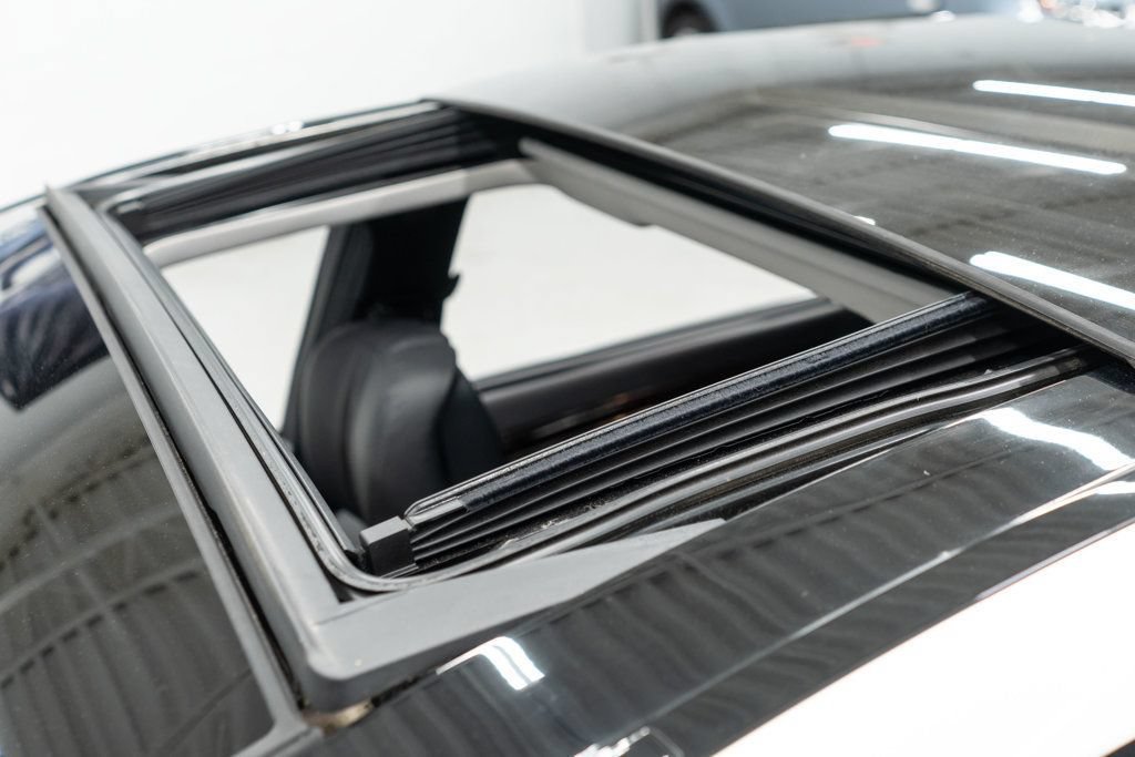 Used 2013 Mercedes-Benz S 550 4MATIC image 41