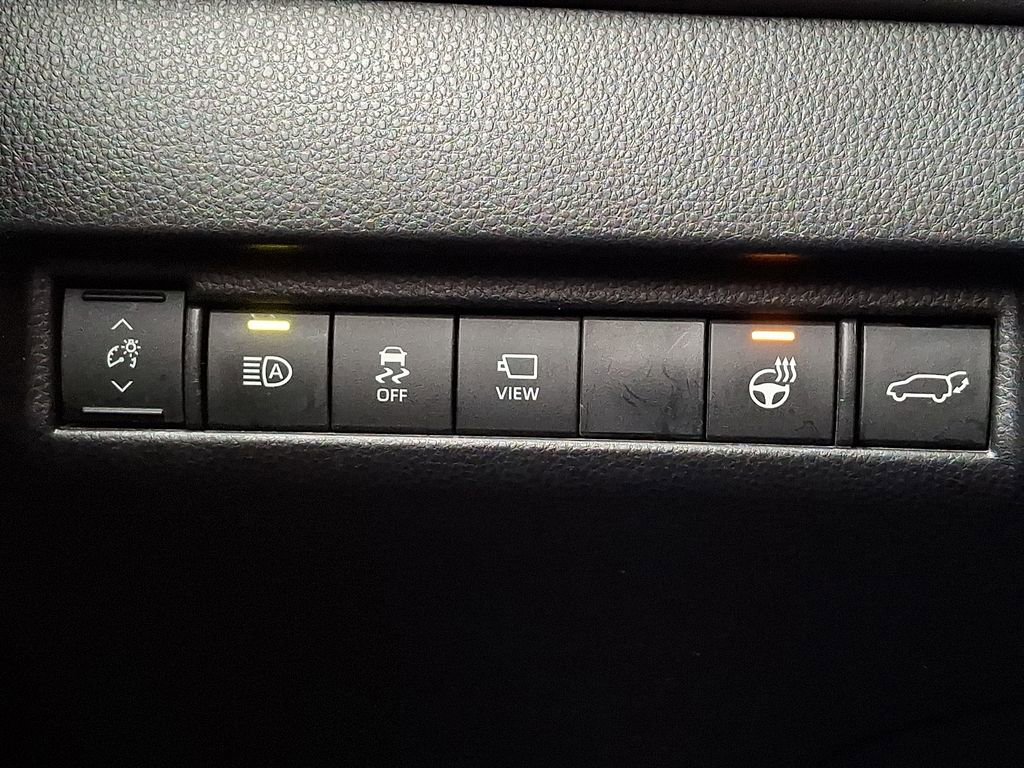 New 2024 Toyota Venza Limited image 23