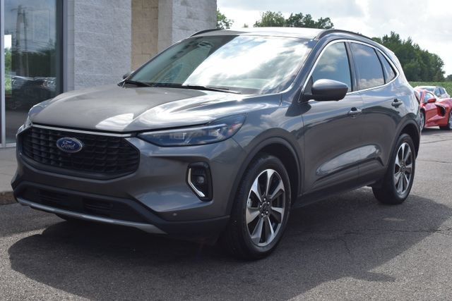 Used 2023 Ford Escape Platinum AWD/4WD image 19