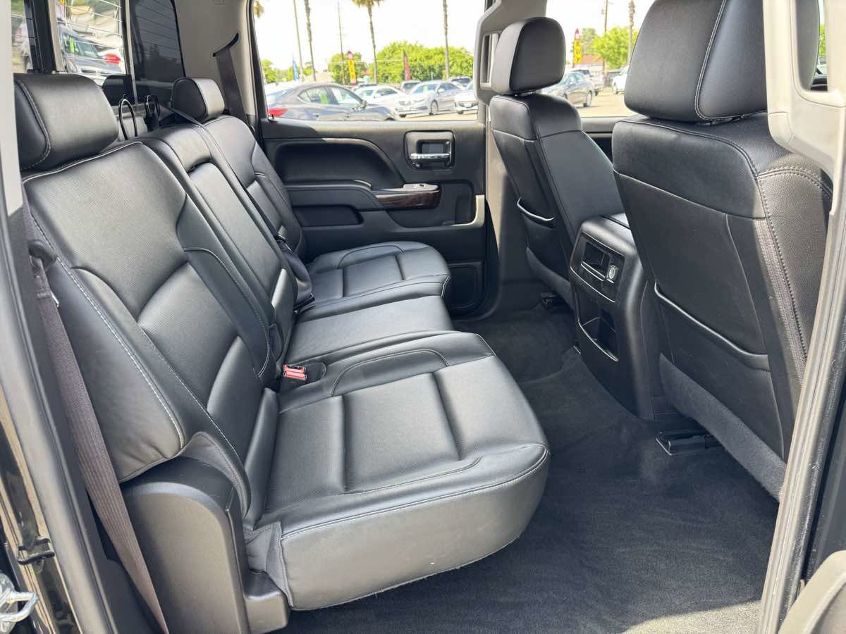 Used 2016 GMC Sierra 1500 SLT w/ SLT Premium Package AWD/4WD image 18