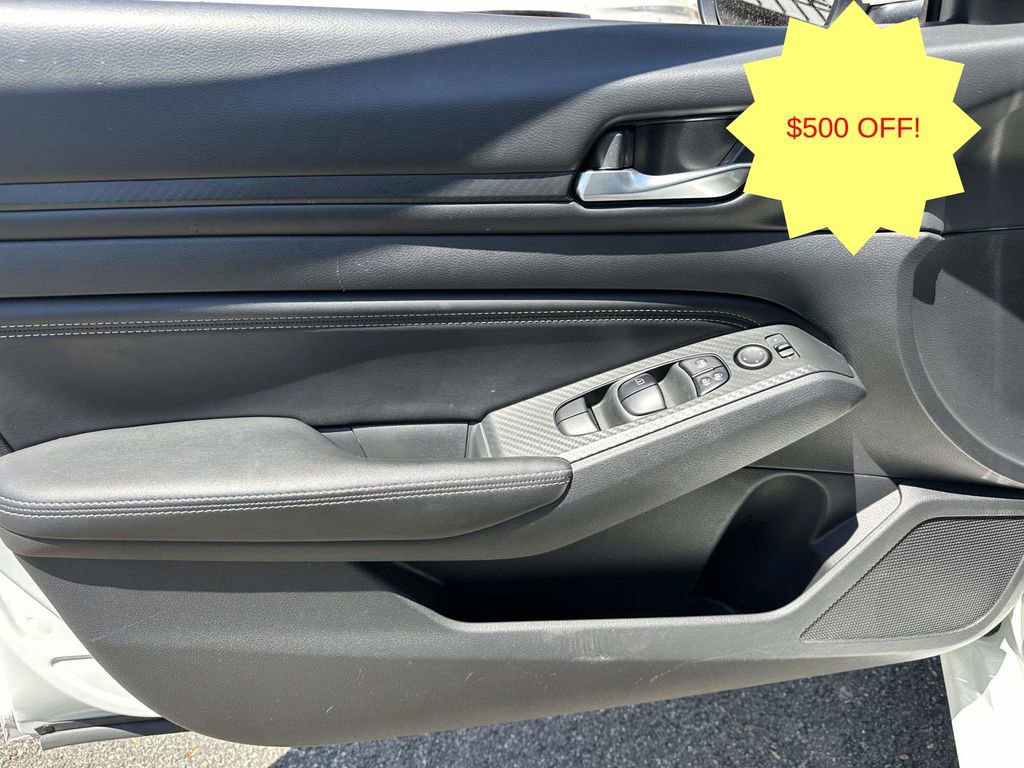 Used 2019 Nissan Altima 2.5 S FWD image 17
