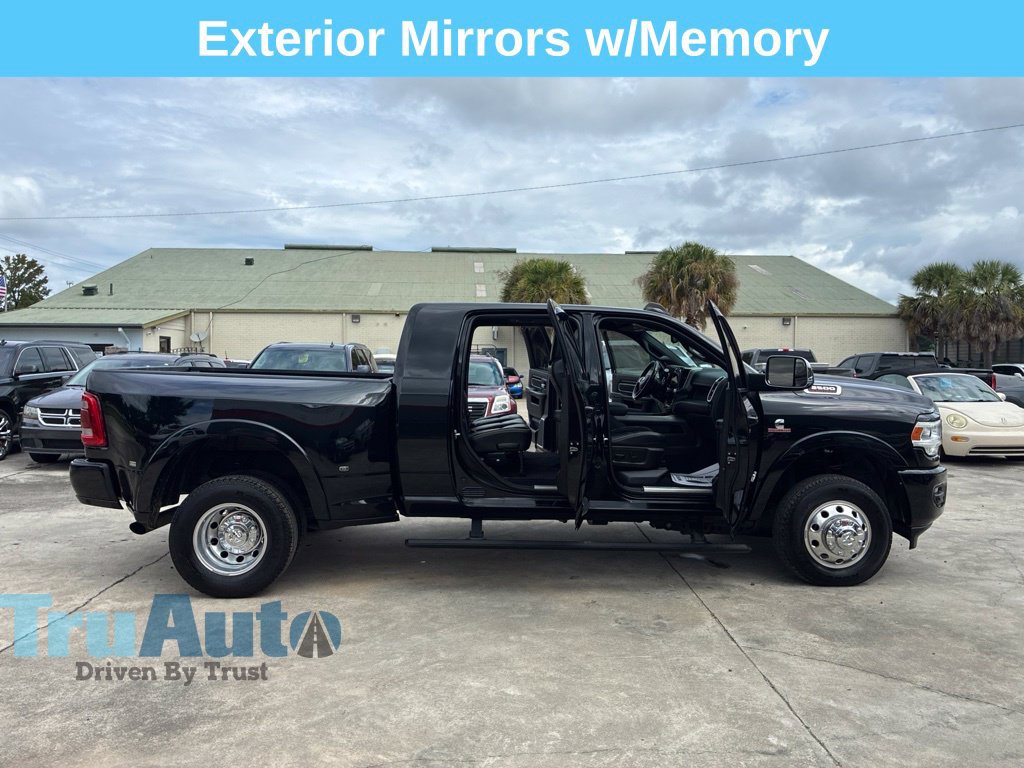 Used 2022 RAM 3500 Laramie AWD/4WD image 19